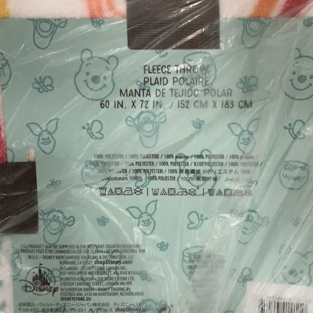 Disney Parks Winnie The Pooh and Piglet Be Kind Throw Blanket NEW WITH TAGS!